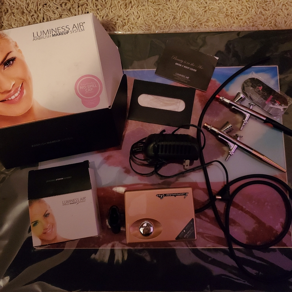 Airbrushed make up system
